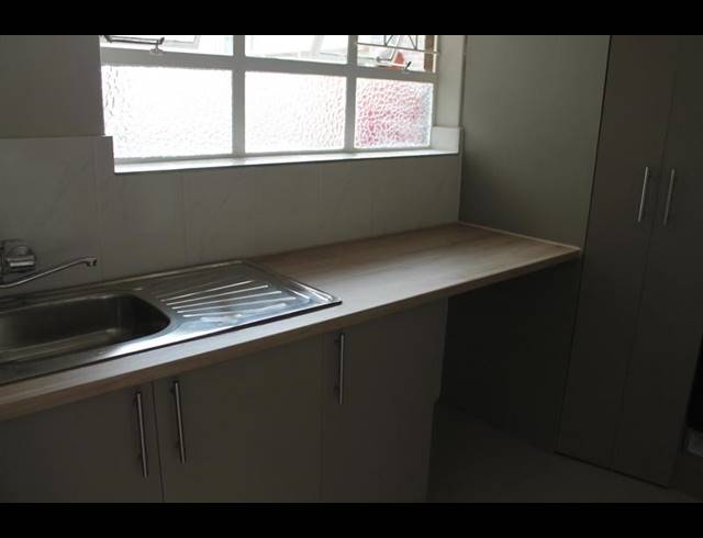 1 BEDROOM APARTMENT FOR SALE IN EDENVALE CENTRAL
